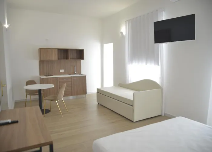 Konukevi Ht & Brindisi